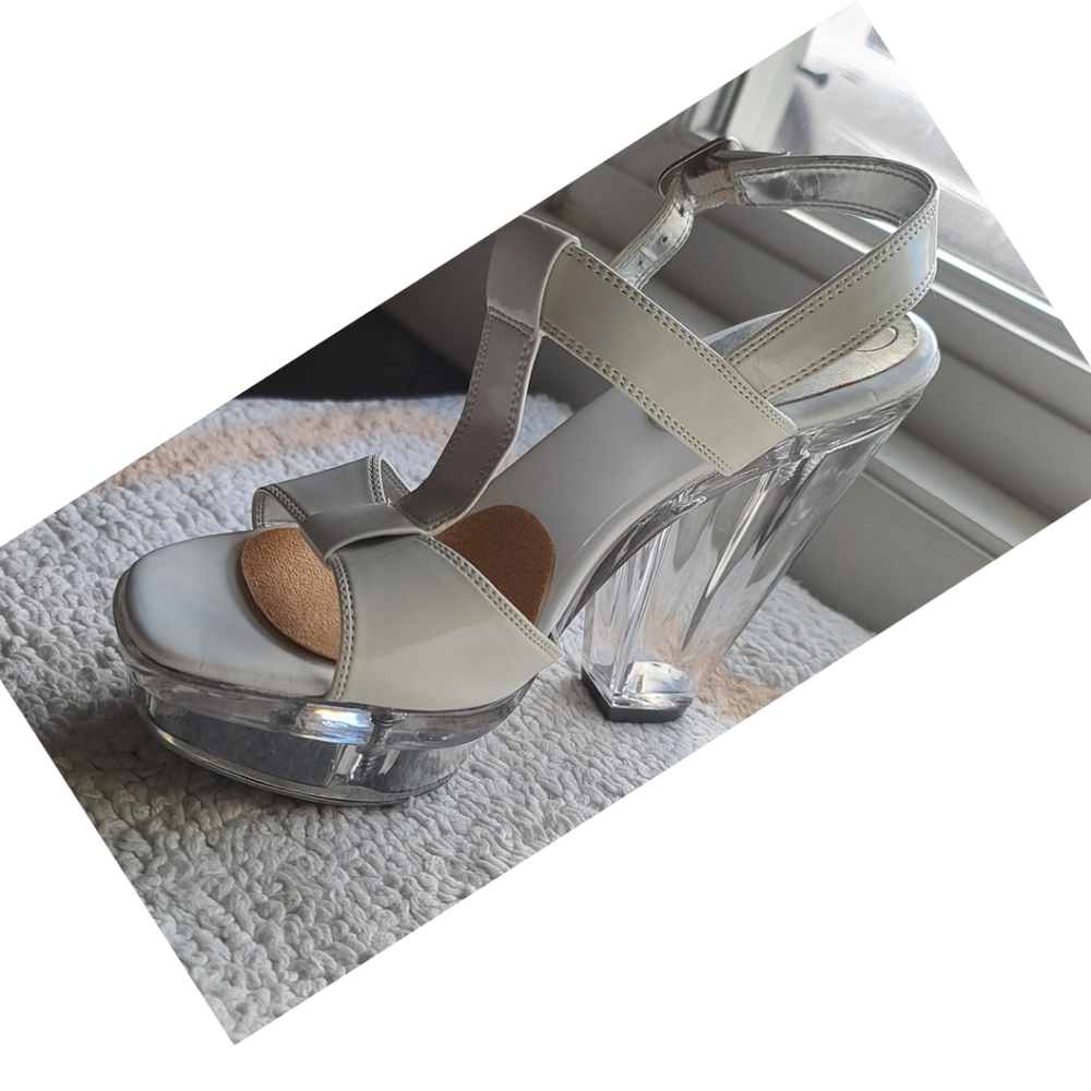 Jessica Simpson Open Toe Platform Clear High Heels